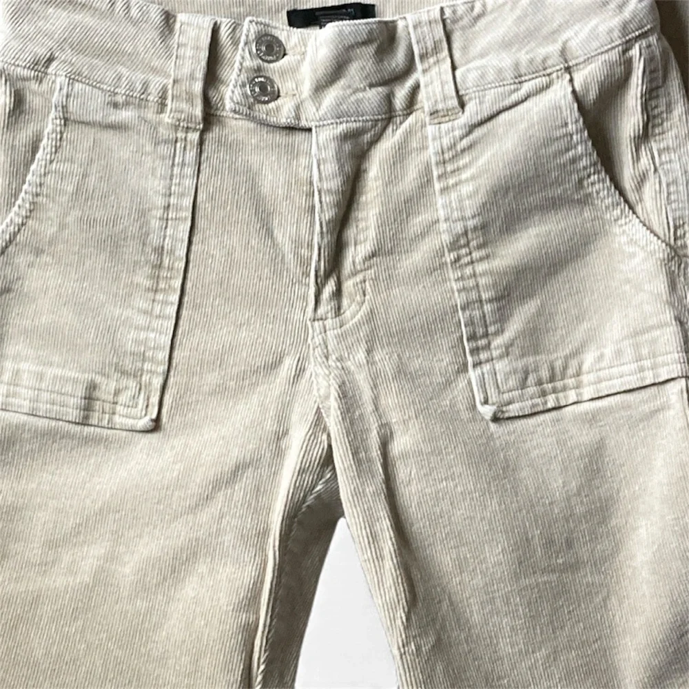Forever 21 Cream Flared Corduroy Jeans Size Large EUC - Picture 5 of 6